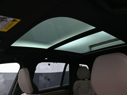 New 2026 Volvo XC90 B6 Ultra w/ Protection Package Premier AWD/4WD image 11