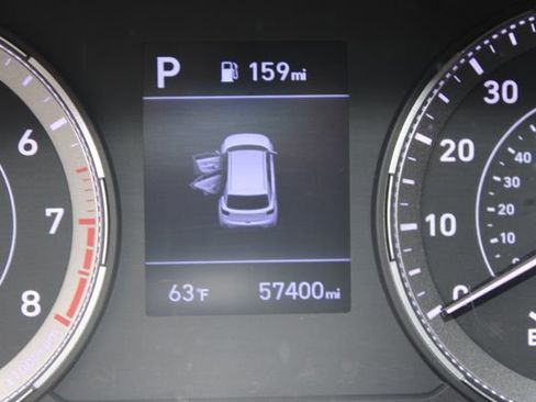Used 2022 Hyundai Venue Limited FWD image 18