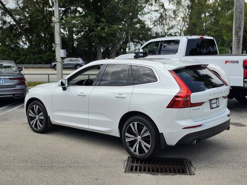 Used 2018 Volvo XC60 T6 Momentum w/ Advanced Package AWD/4WD image 11