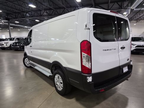 Used 2024 Ford Transit 250 Low Roof w/ Exterior Upgrade Package RWD image 5