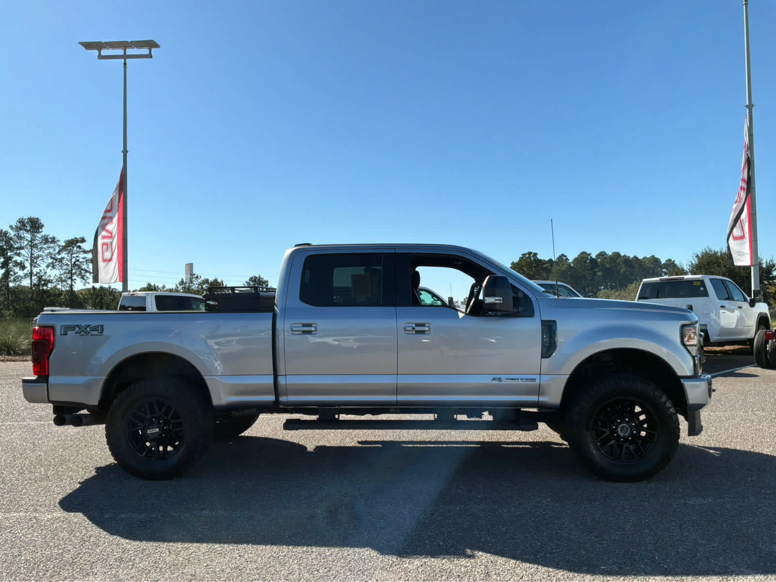 Used 2022 Ford F250 Lariat w/ Lariat Ultimate Package AWD/4WD image 4