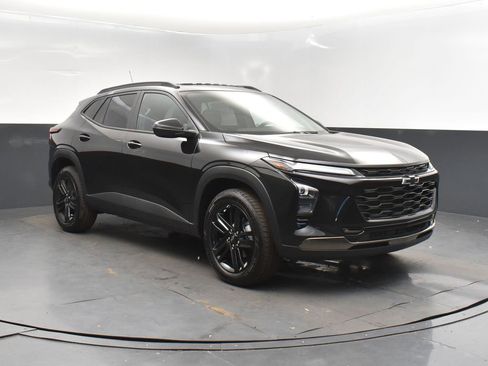 New 2026 Chevrolet Trax ACTIV w/ Sunroof Package image 9