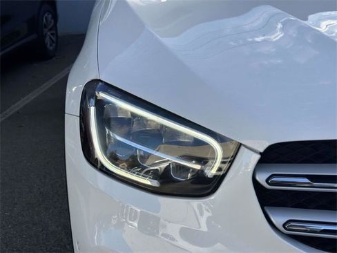 Certified 2022 Mercedes-Benz GLC 300 4MATIC image 8