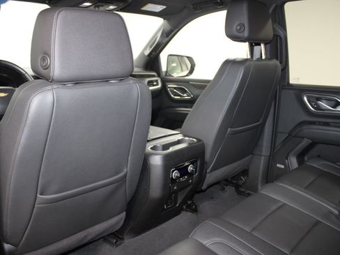 Used 2024 Chevrolet Tahoe LT RWD image 27