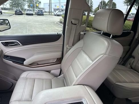 Used 2019 GMC Yukon Denali w/ Denali Ultimate Package RWD image 22
