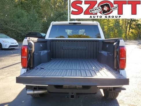 New 2025 Toyota Tacoma TRD Sport image 8