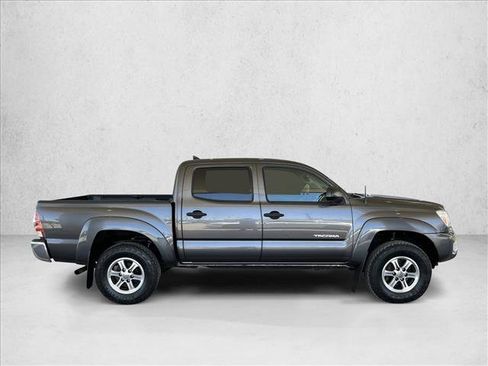 Used 2012 Toyota Tacoma PreRunner w/ SR5 Pkg RWD image 5