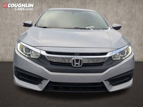 Used 2018 Honda Civic EX image 2