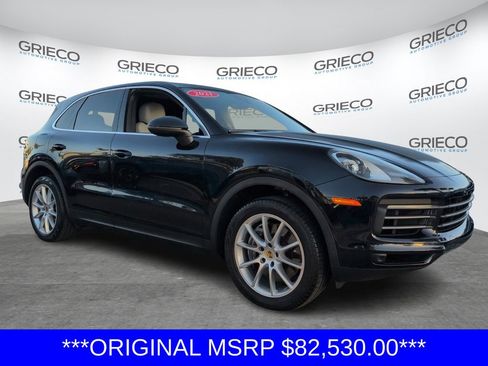 Used 2021 Porsche Cayenne w/ Premium Package image 1
