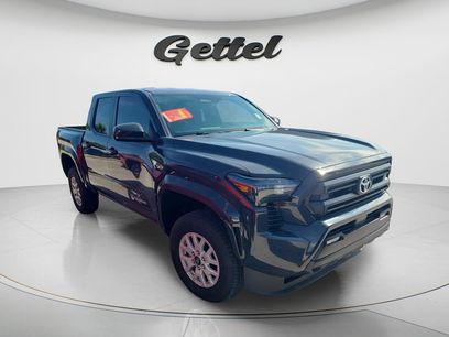 Used 2025 Toyota Tacoma SR5