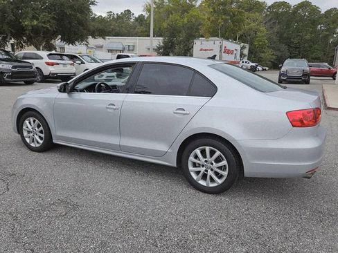 Used 2014 Volkswagen Jetta SE image 3