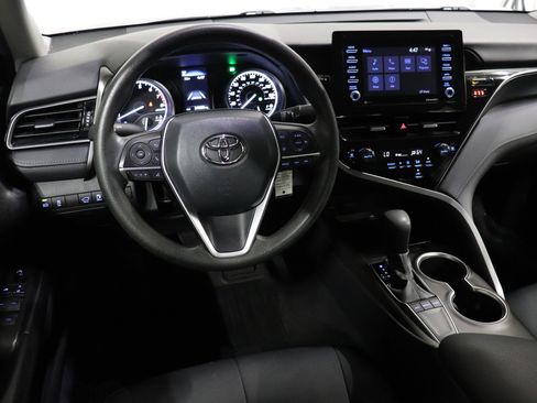 Used 2022 Toyota Camry LE image 22