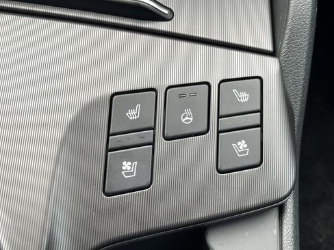 Used 2026 Kia Sportage SX Prestige image 8