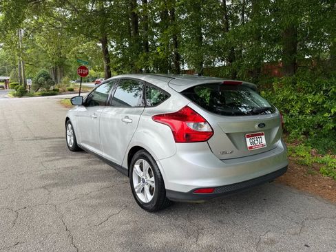 Used 2014 Ford Focus SE image 3