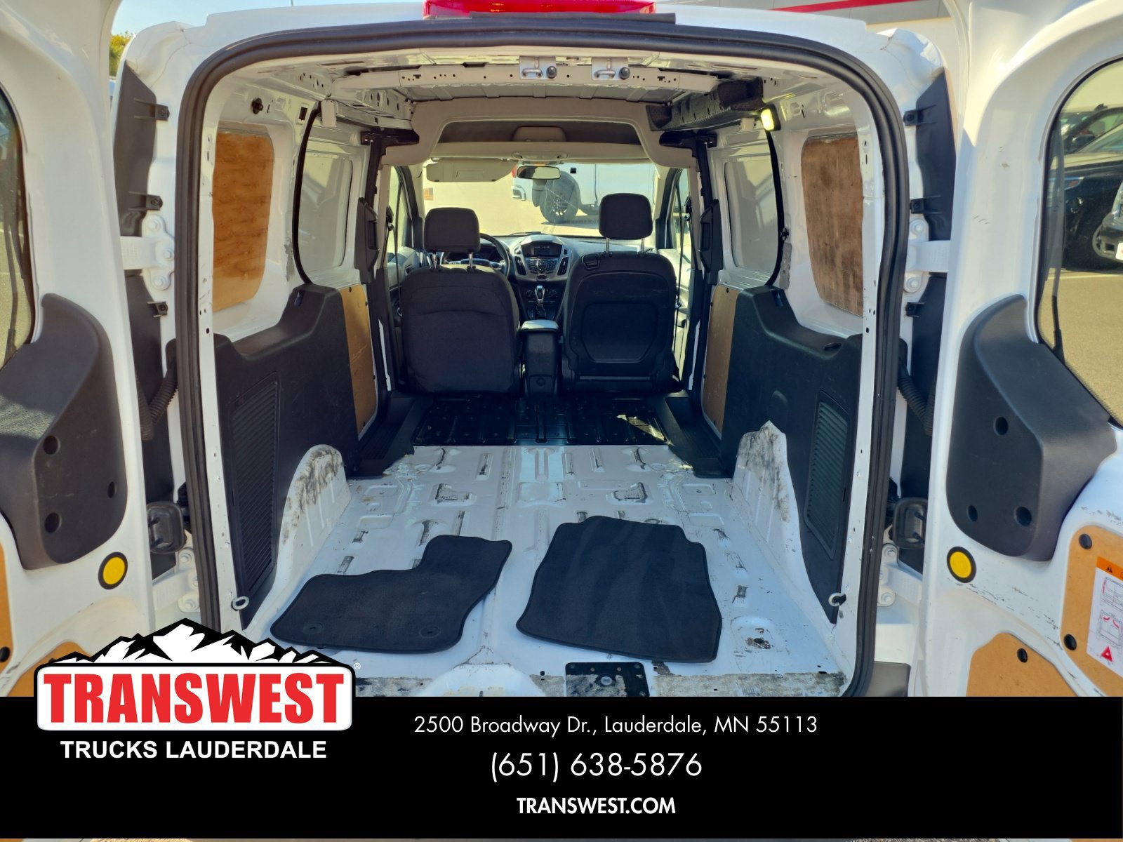 Used 2016 Ford Transit Connect XLT FWD image 11