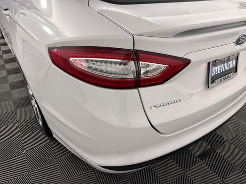 Used 2013 Ford Fusion SE FWD image 31