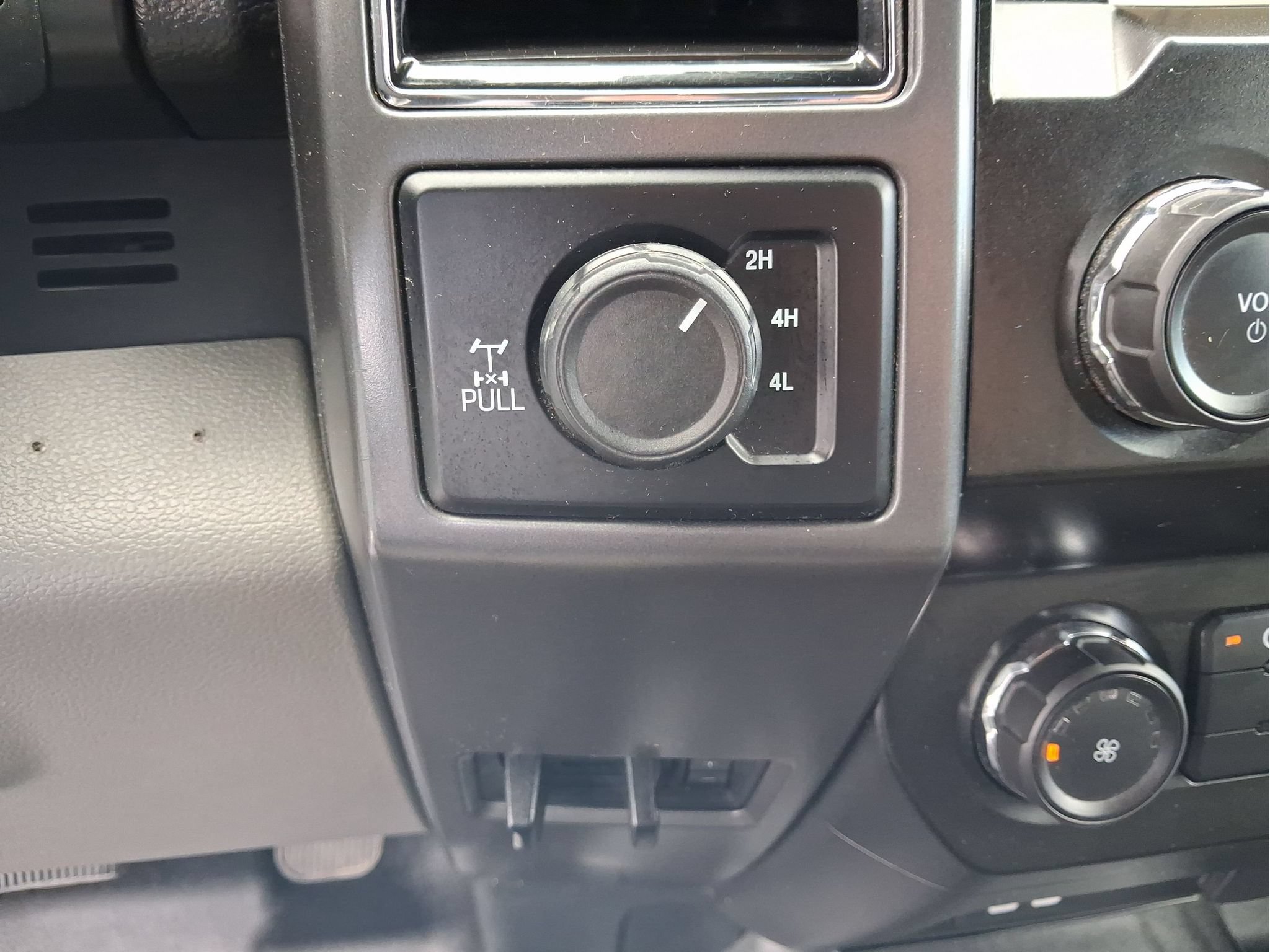 Used 2019 Ford F150 XLT AWD/4WD image 18