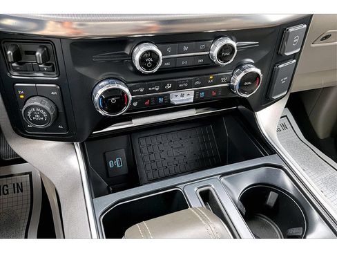 Used 2024 Ford F150 Platinum w/ Equipment Group 703A Plus AWD/4WD image 34
