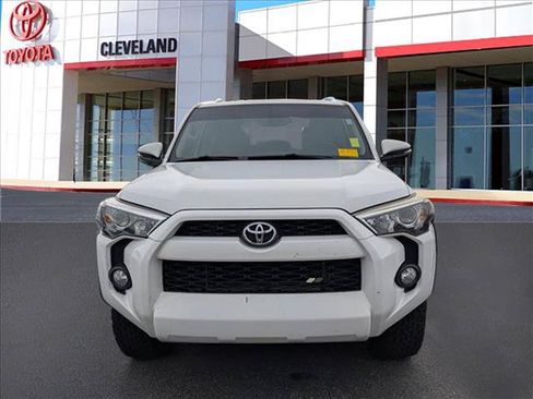 Used 2016 Toyota 4Runner SR5 Premium AWD/4WD image 3