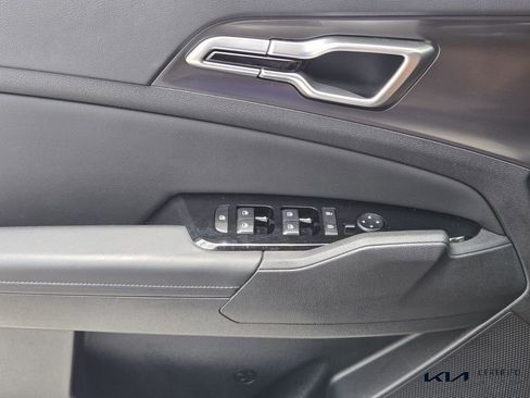 Certified 2024 Kia Sportage EX FWD image 31