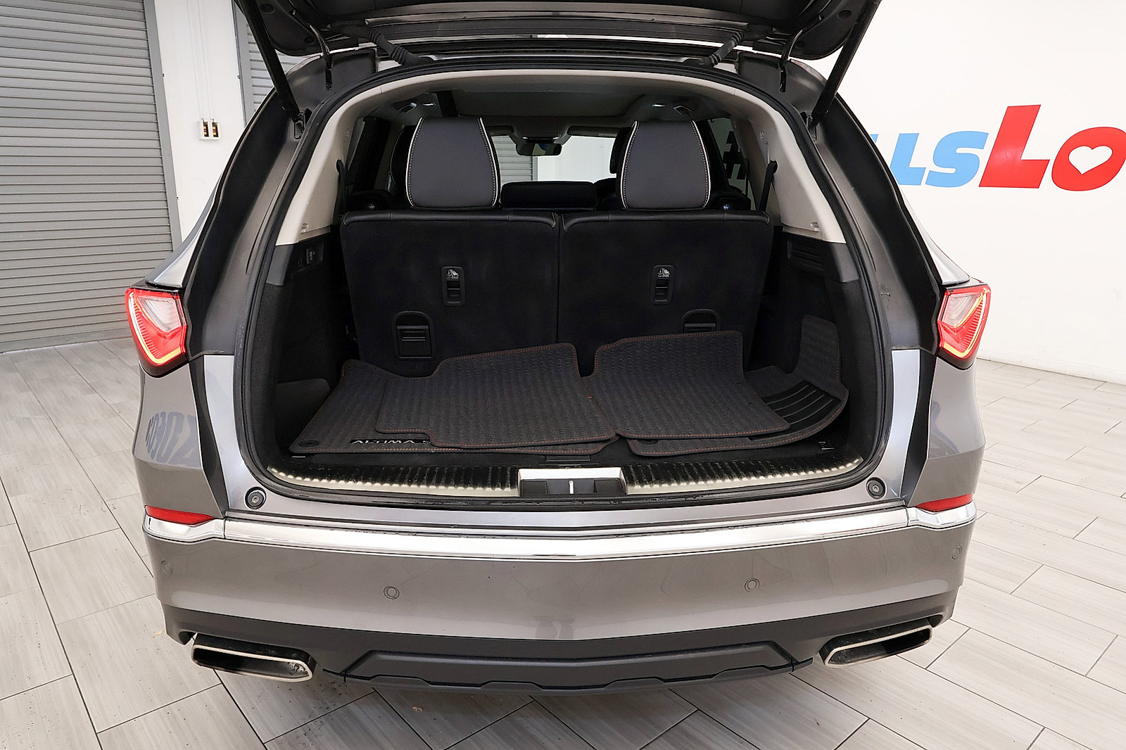 Used 2023 Acura MDX w/ Advance Package AWD/4WD image 35