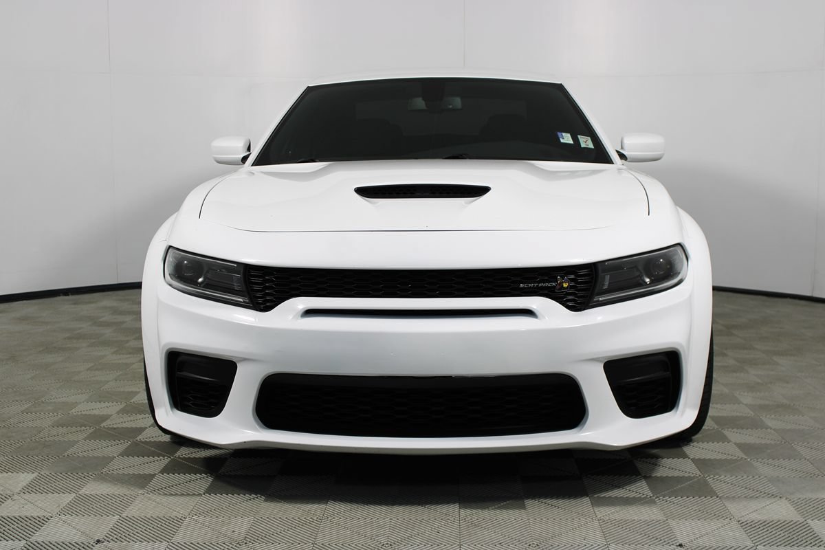 Used 2022 Dodge Charger Scat Pack RWD image 2