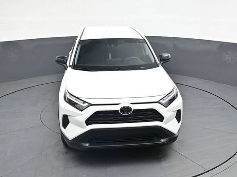 Used 2025 Toyota RAV4 LE FWD image 30