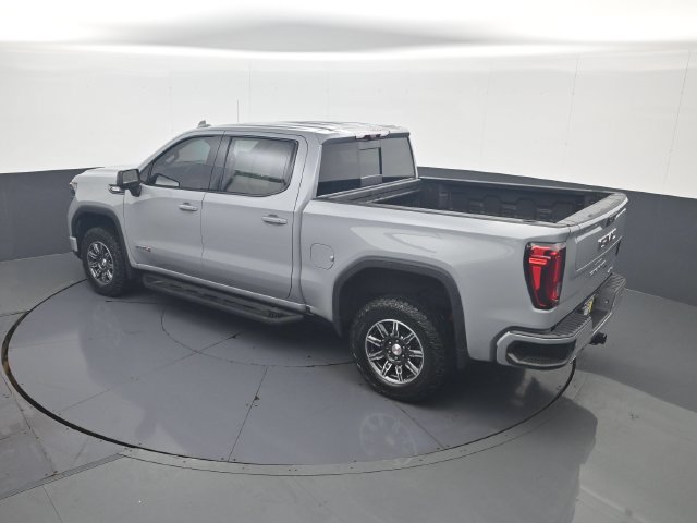 Used 2024 GMC Sierra 1500 AT4 w/ Technology Package AWD/4WD image 19