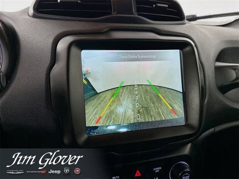 Used 2023 Jeep Renegade Latitude image 31