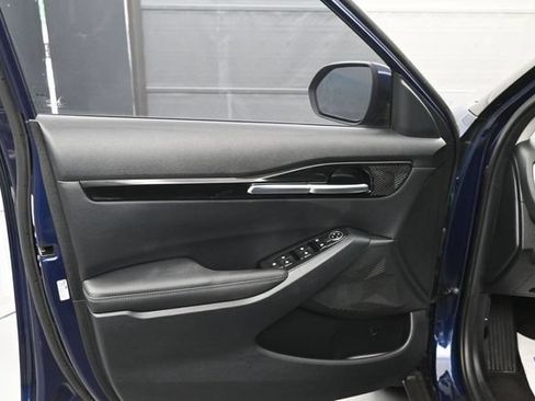 Used 2024 Kia Seltos EX FWD image 9