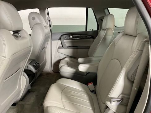 Used 2017 Buick Enclave Leather FWD image 39