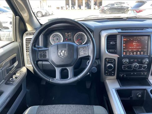 Used 2015 RAM 1500 Big Horn image 8
