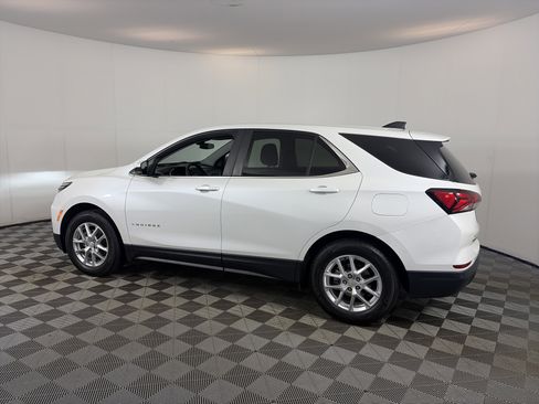 Used 2024 Chevrolet Equinox LT w/ LPO, Floor Liner Package image 8