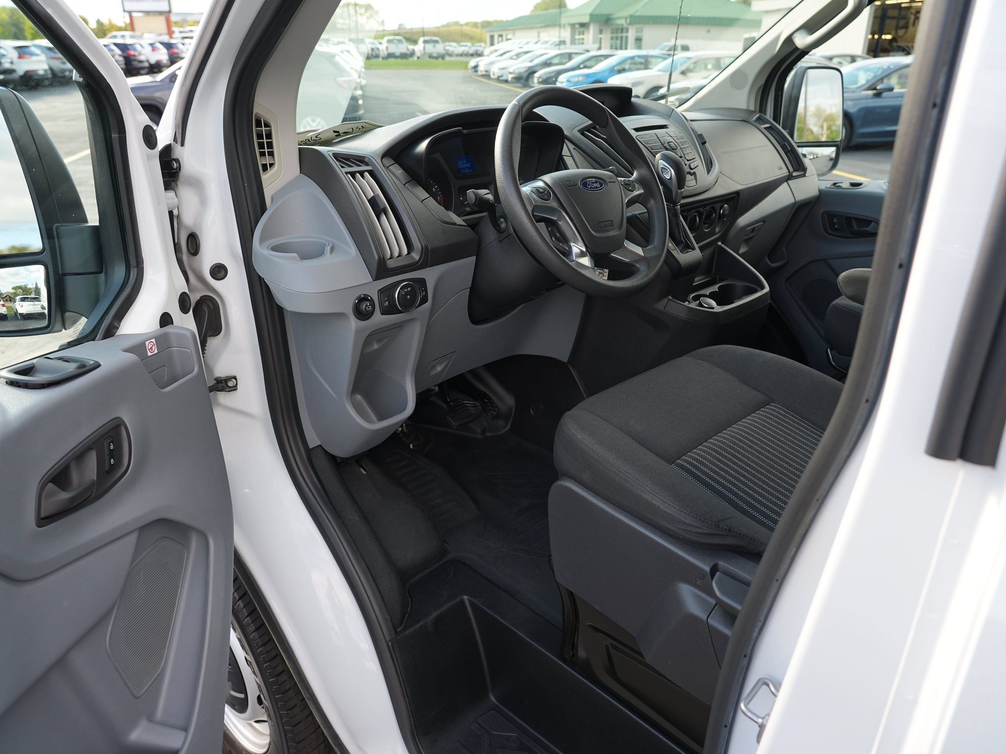 Used 2019 Ford Transit 150 XL RWD image 13