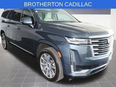 Used 2021 Cadillac Escalade ESV Premium Luxury Platinum image 10