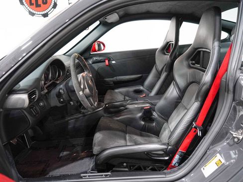 Used 2010 Porsche 911 GT3 RS image 8