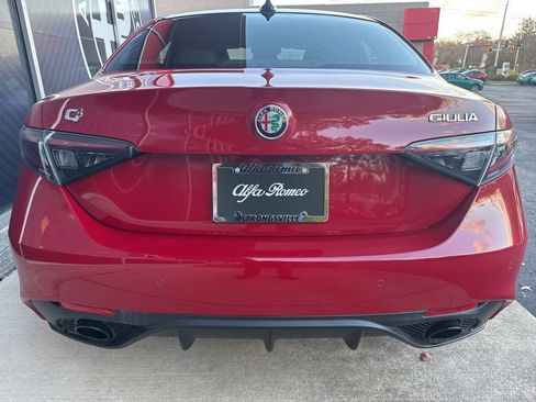 New 2025 Alfa Romeo Giulia AWD w/ Veloce Package AWD image 6
