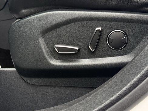 Used 2018 Ford Explorer Sport image 9