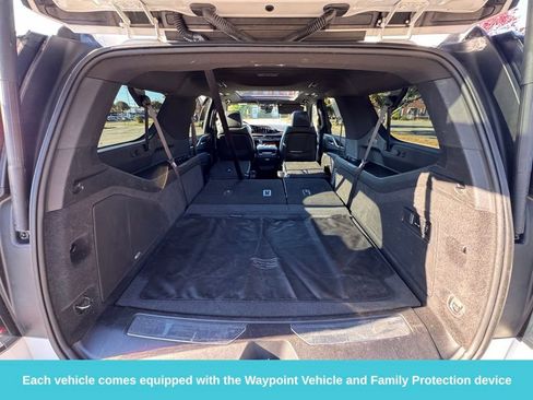 Used 2022 Cadillac Escalade ESV Premium Luxury image 34