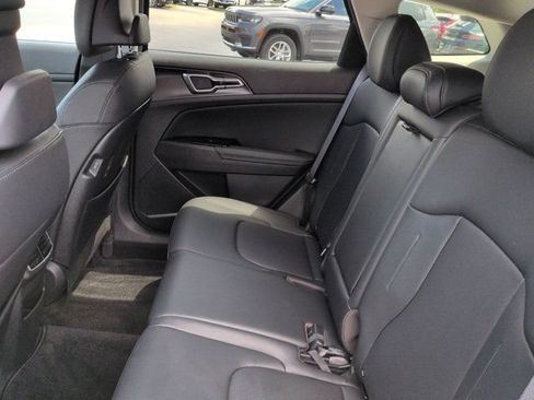 Used 2023 Kia Sportage EX FWD image 14