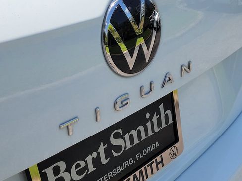 Used 2023 Volkswagen Tiguan S FWD image 5