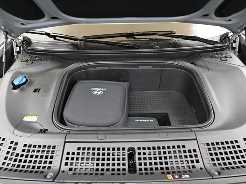 New 2026 Hyundai Ioniq 9 SEL image 10