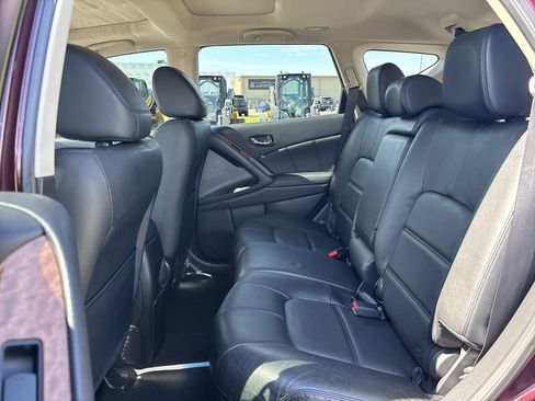 Used 2014 Nissan Murano LE w/ Platinum Edition Package AWD/4WD image 17