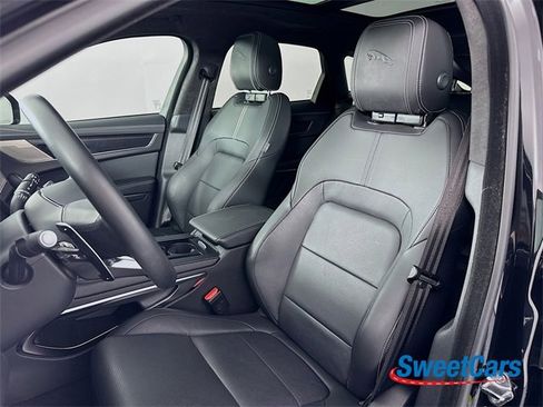 Used 2025 Jaguar F-PACE R-Dynamic S image 11