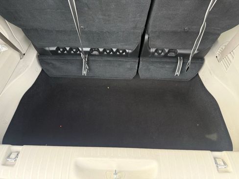 Used 2023 Chrysler Pacifica Touring-L FWD image 53