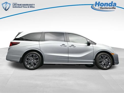 New 2026 Honda Odyssey Touring image 42