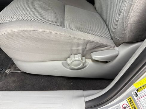 Used 2014 Toyota Tacoma PreRunner image 26