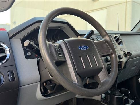 Used 2011 Ford F250 XLT w/ XLT Appearance Pkg AWD/4WD image 32