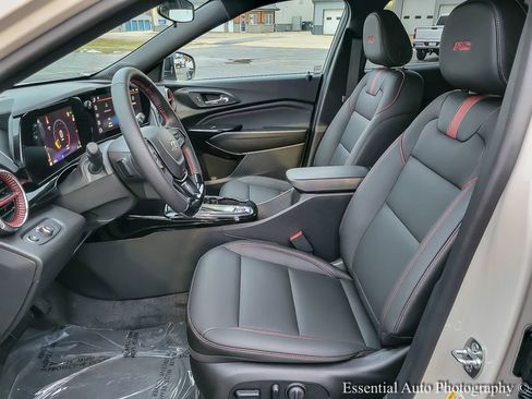 New 2026 Chevrolet Trax RS w/ Driver Confidence Package image 8