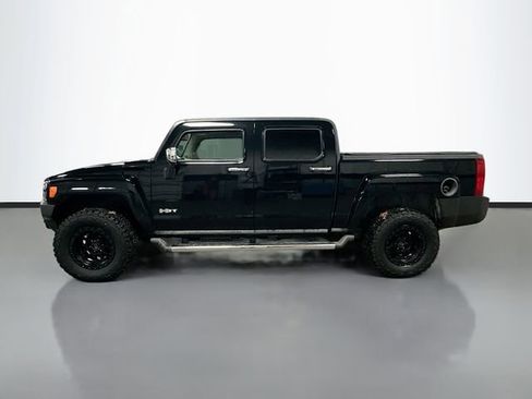 Used 2010 HUMMER H3T Alpha image 9